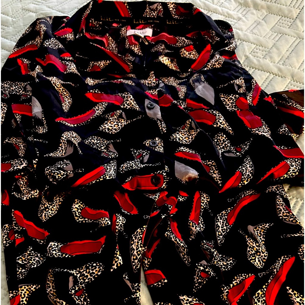 Ladies large lipstick pajamas new